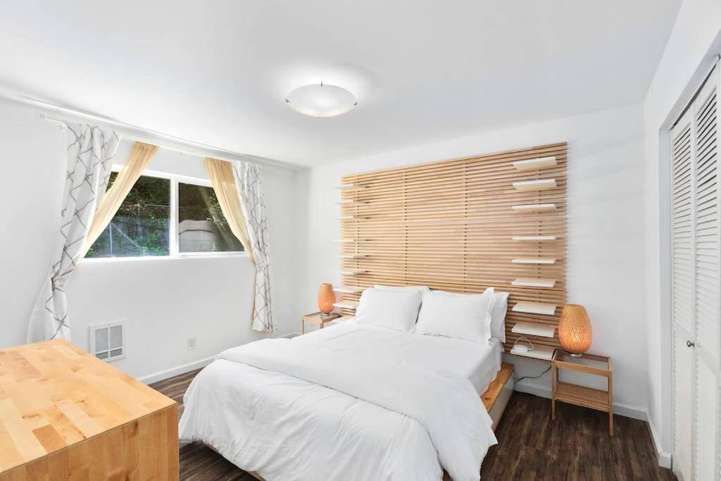 Epicurean Remodel In Central Location. Seattle Exterior photo