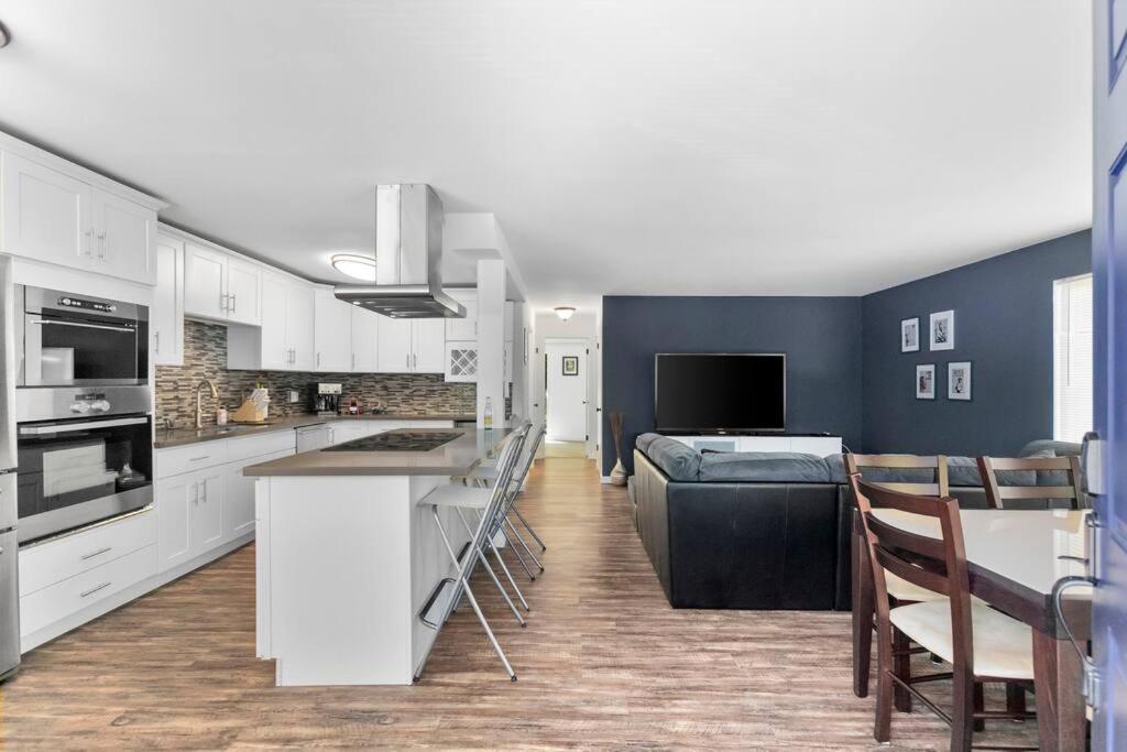 Epicurean Remodel In Central Location. Seattle Exterior photo